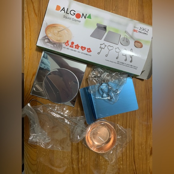 Dalgona Squid Game Sugar Candy Stainless Copper Plate Making set 9 pieces - Picture 2 of 4